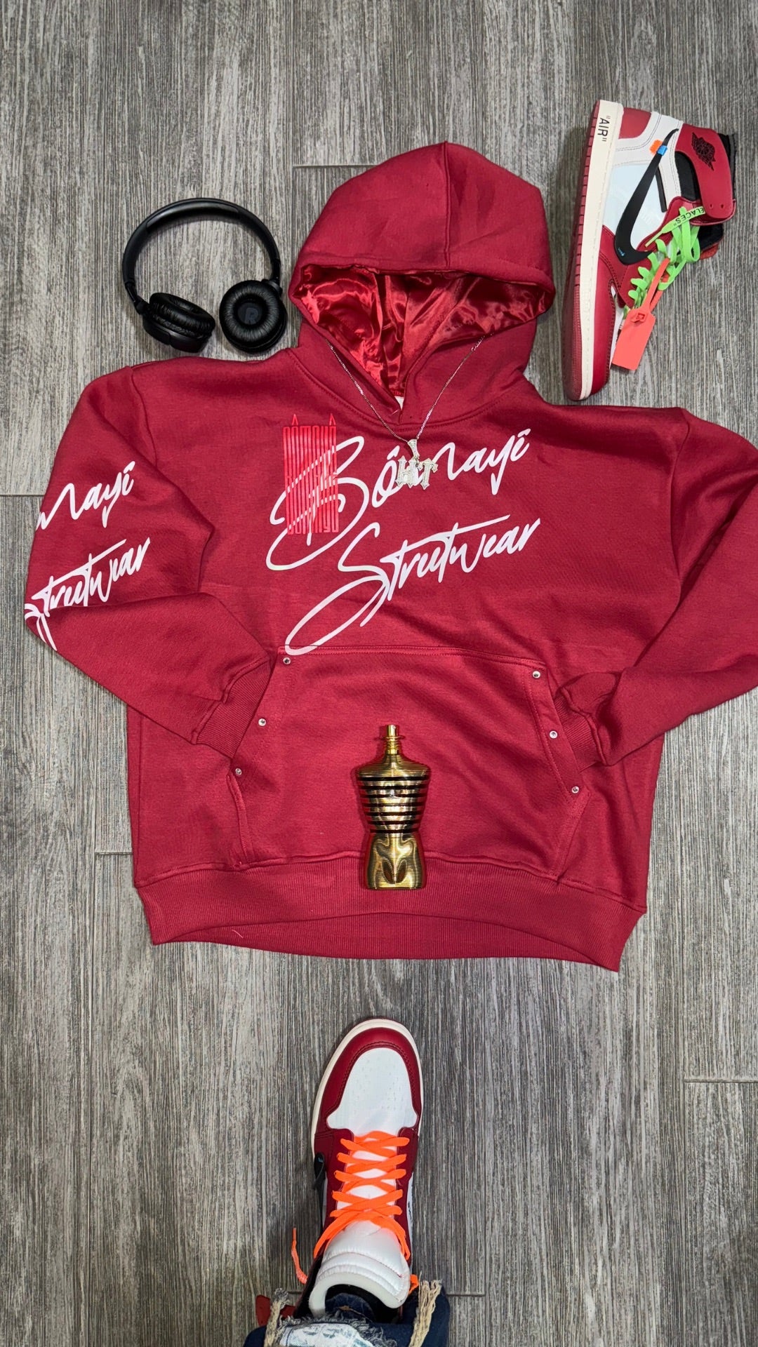 WINE BORDEAUX HOODIE